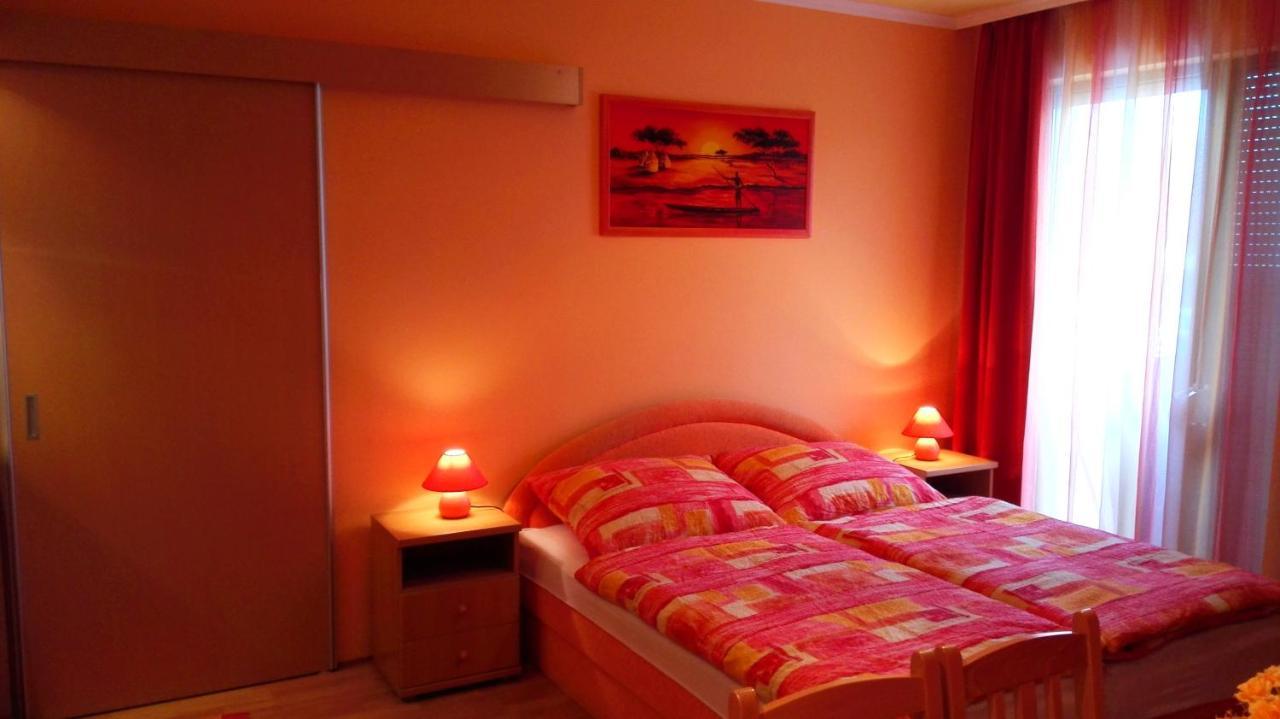 Balaton Wellness Apartman Siófok Exteriör bild