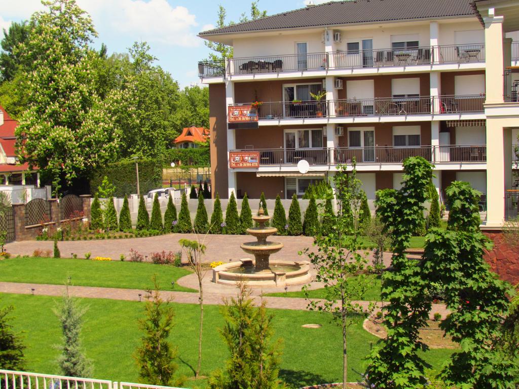 Balaton Wellness Apartman Siófok Exteriör bild